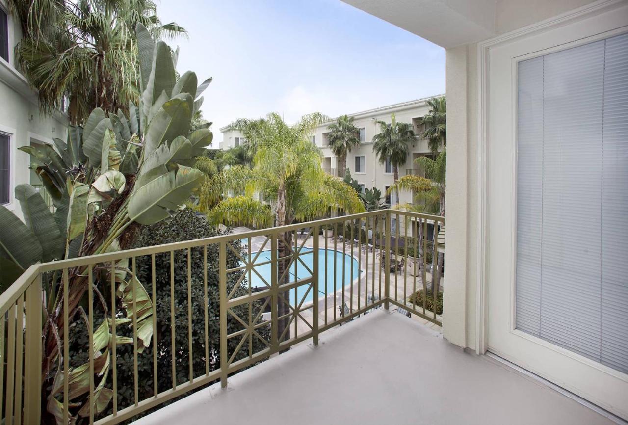 Marina Del Rey's Grand 2/2 Pool View Apartamento *